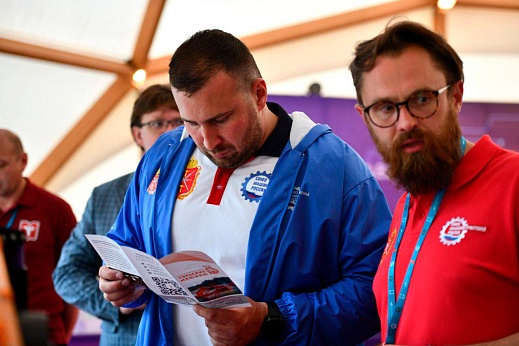 «Тульские Машины» представили на форуме «Инженеры будущего» макет импортозамещённого грохота