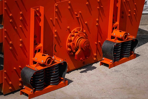 Грохот инерционный ГИС-33