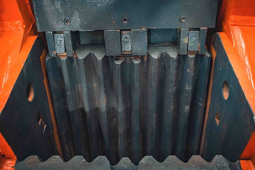 Щековая дробилка СДС-4-6