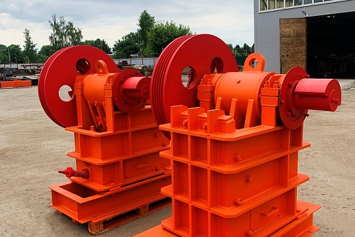 Щековая дробилка СДС-2,5-4