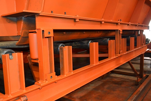 Прямой ленточный конвейер легкой серии