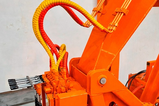 Бутобой стационарный БС-125-360