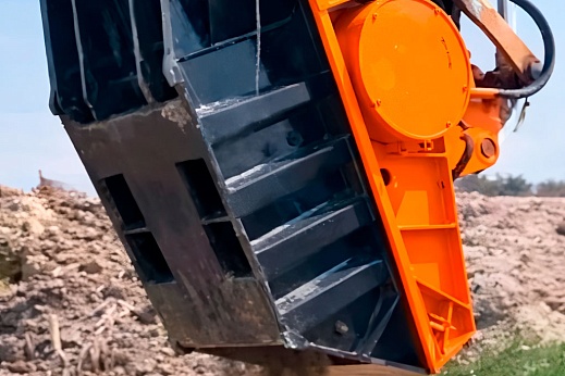 Дробильный ковш КДП-200