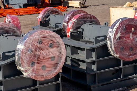 Щековая дробилка СДС-2,5-9 (СМД-108А)